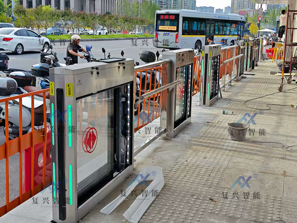 祝贺湖北宜昌BRT站台屏蔽门项目顺利交付使用